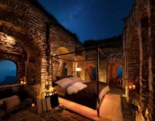 夜燃屋,燃烧激情的都市传奇